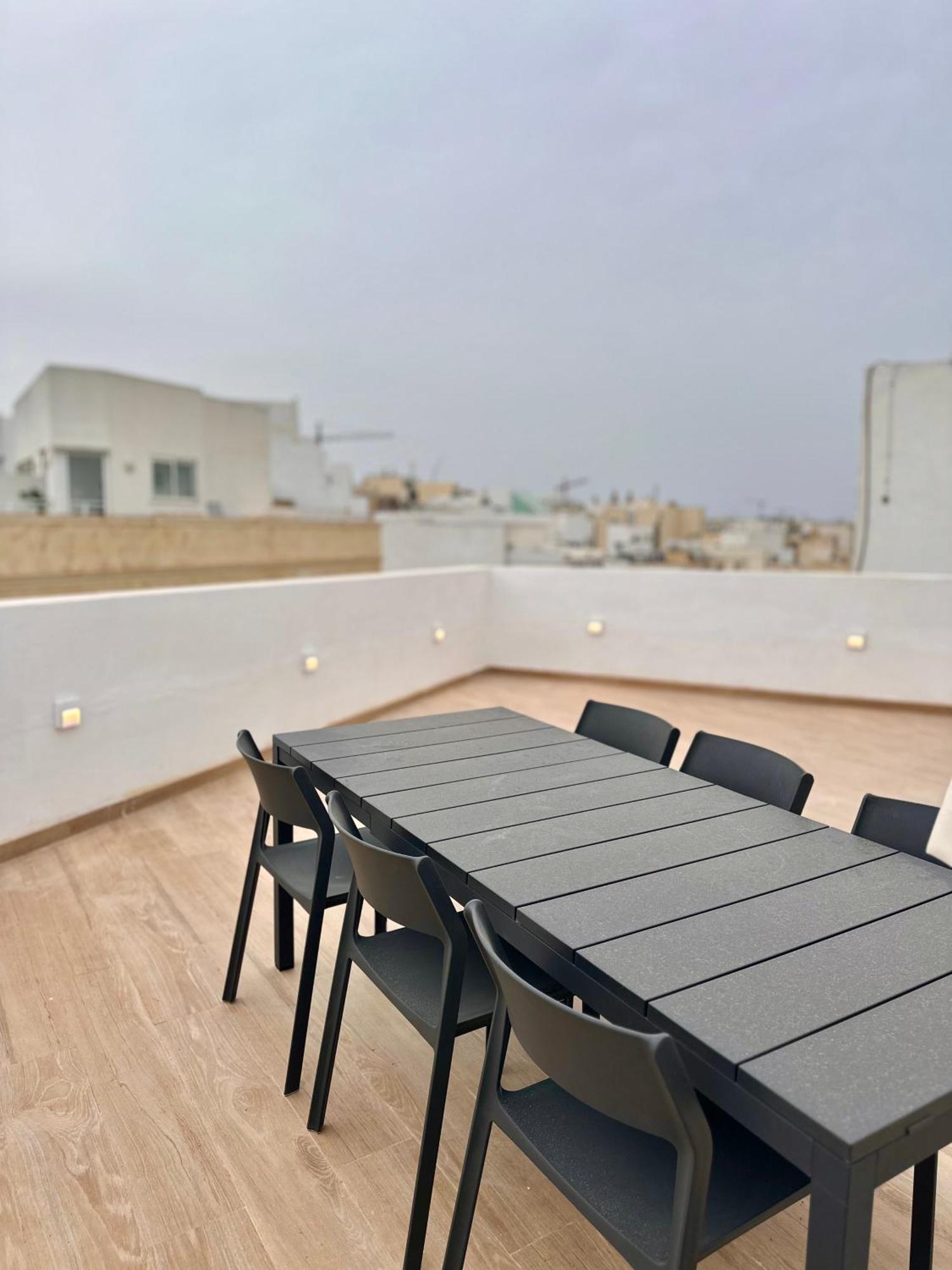 Apartmán The Rue Gzira Exteriér fotografie